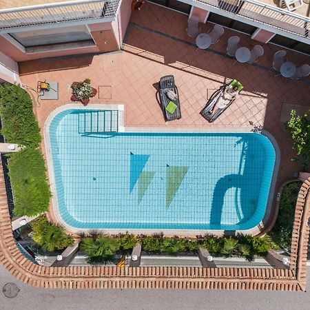 Lake Hotel Ifigenia Torbole Sul Garda Exterior photo
