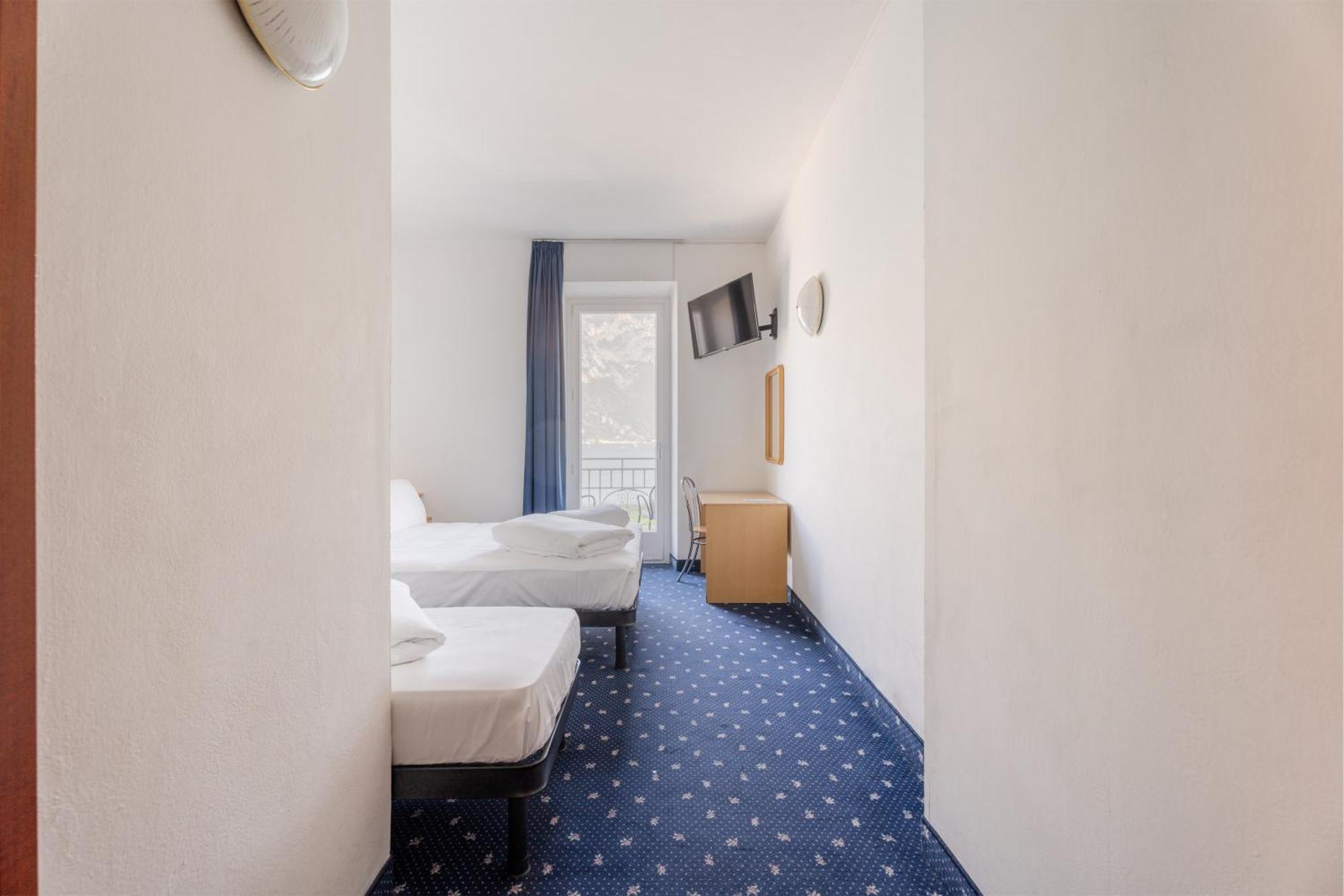 Lake Hotel Ifigenia Torbole Sul Garda Exterior photo