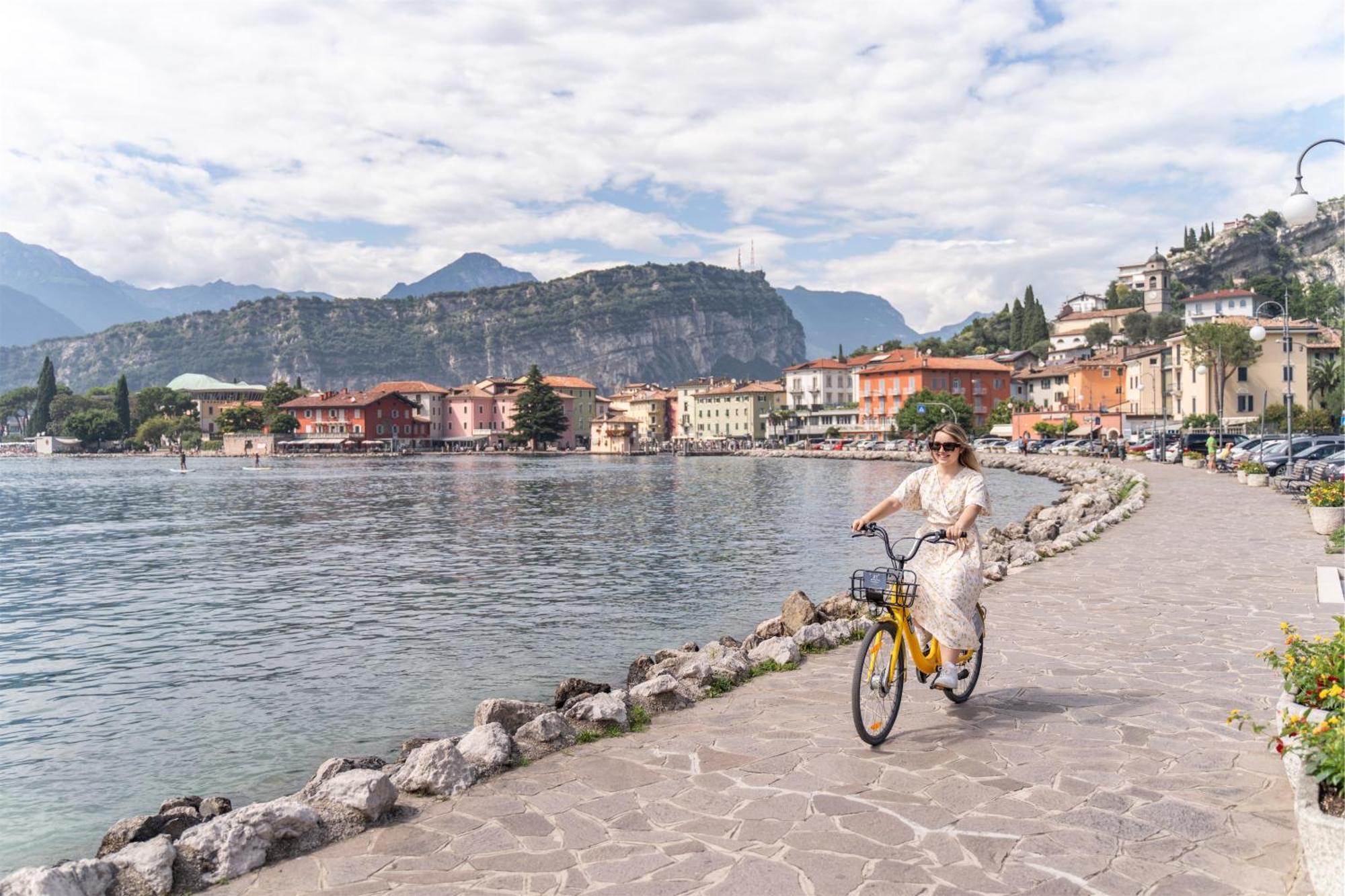 Lake Hotel Ifigenia Torbole Sul Garda Exterior photo